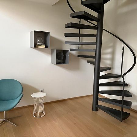 Апартаменты Voula Lofts Афины Экстерьер фото