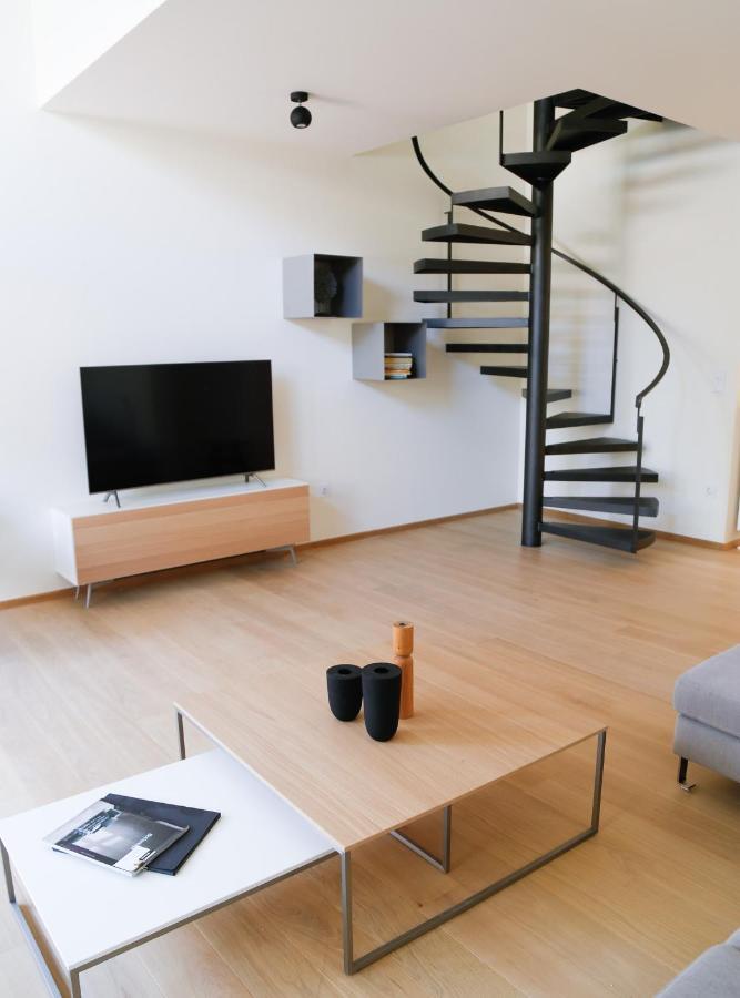 Апартаменты Voula Lofts Афины Экстерьер фото
